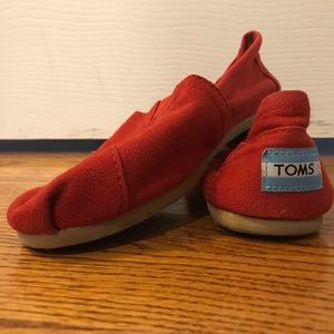 Classic Red Toms Shoes